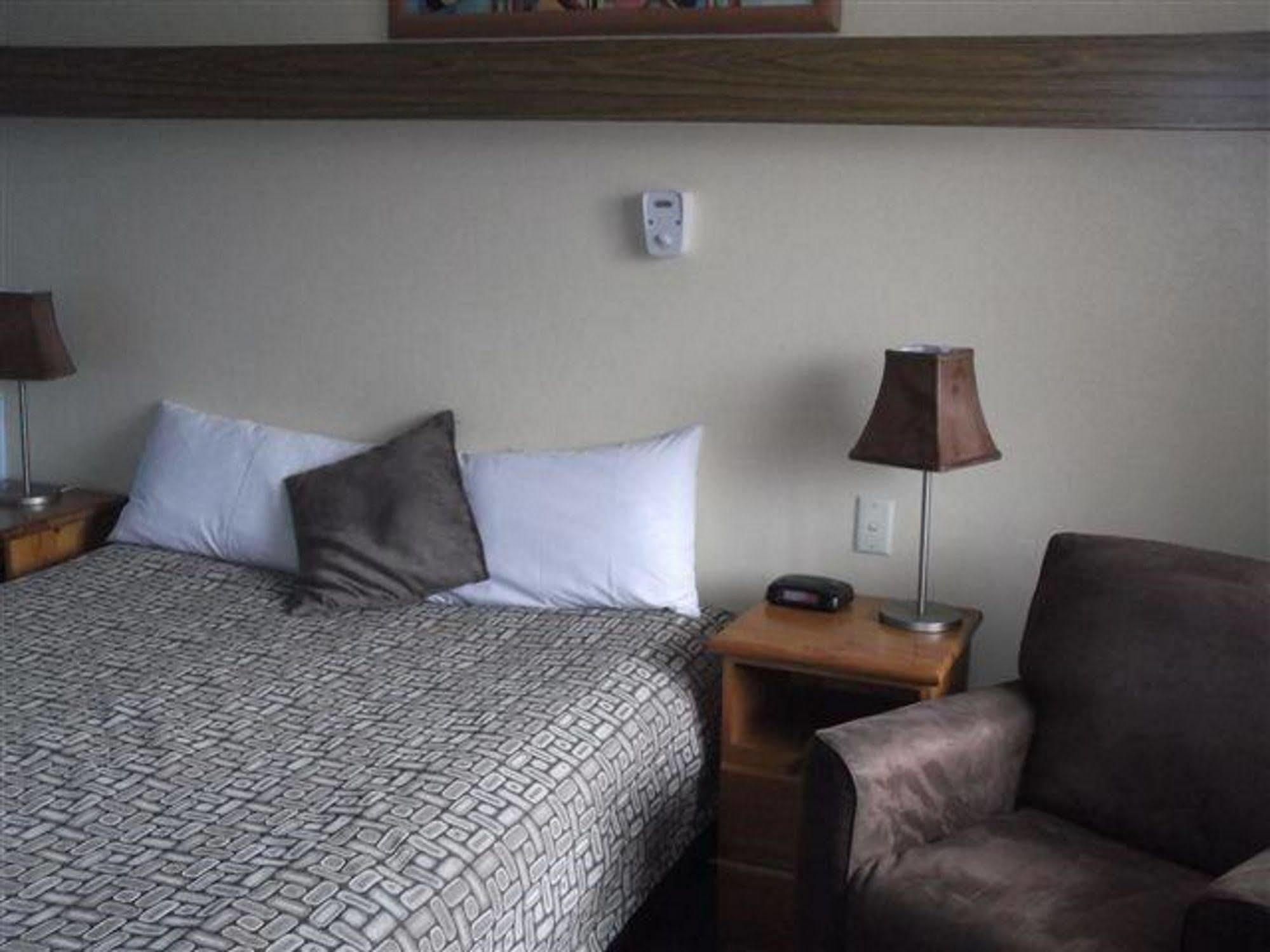 קופס הארבור Bentleigh Motor Inn מראה חיצוני תמונה